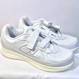 New Balance 577 Hook And Loop Unisex Men's Size 10.5 D Women Size 12 D Ivory